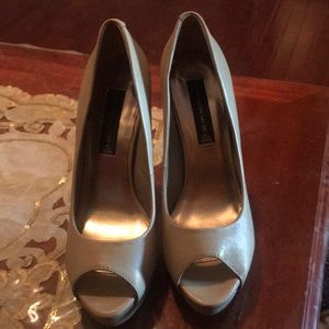Never worn ladies heels in size 9